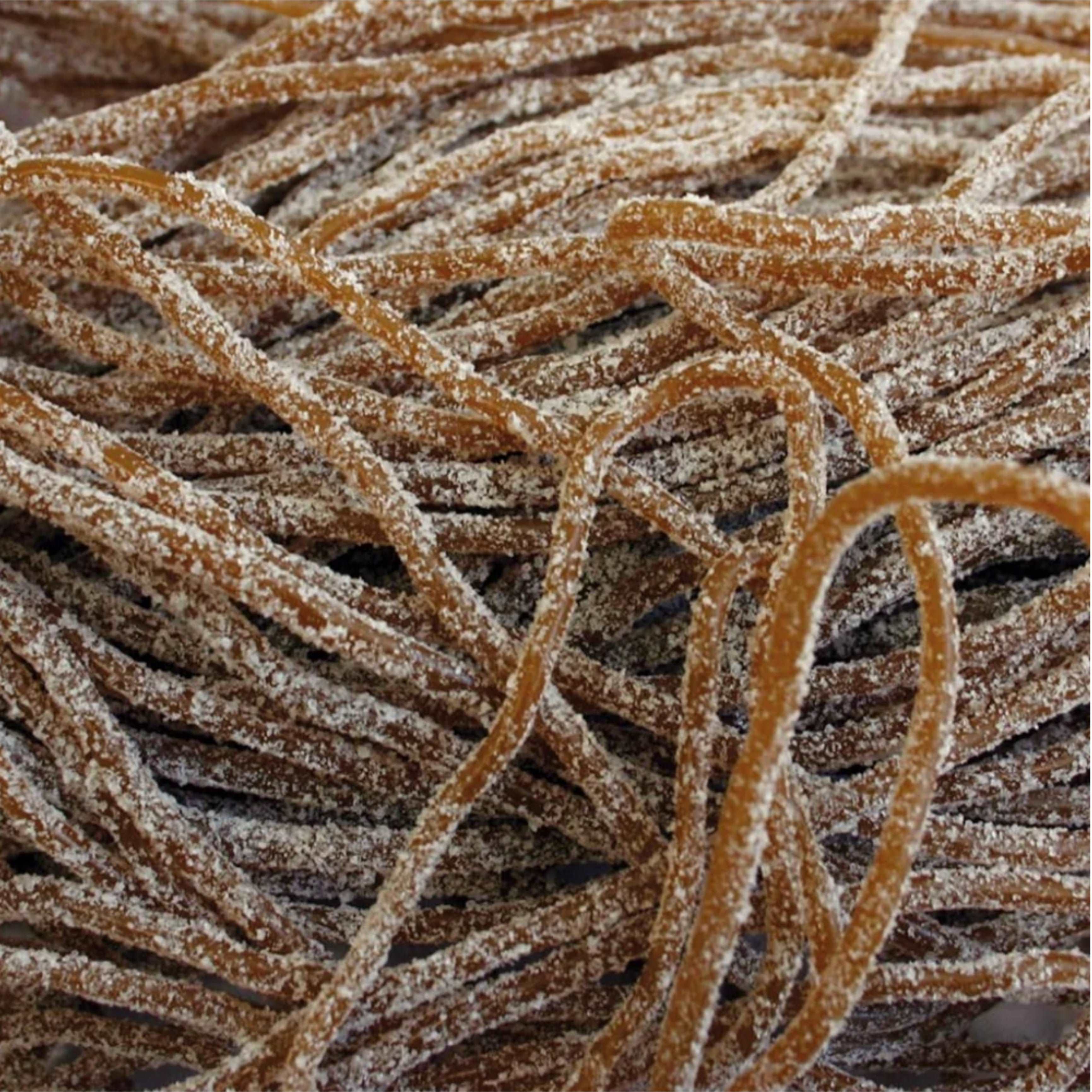 Image de Lacets Citriques Cola, une friandise savoureuse disponible sur Friandises Magic.
