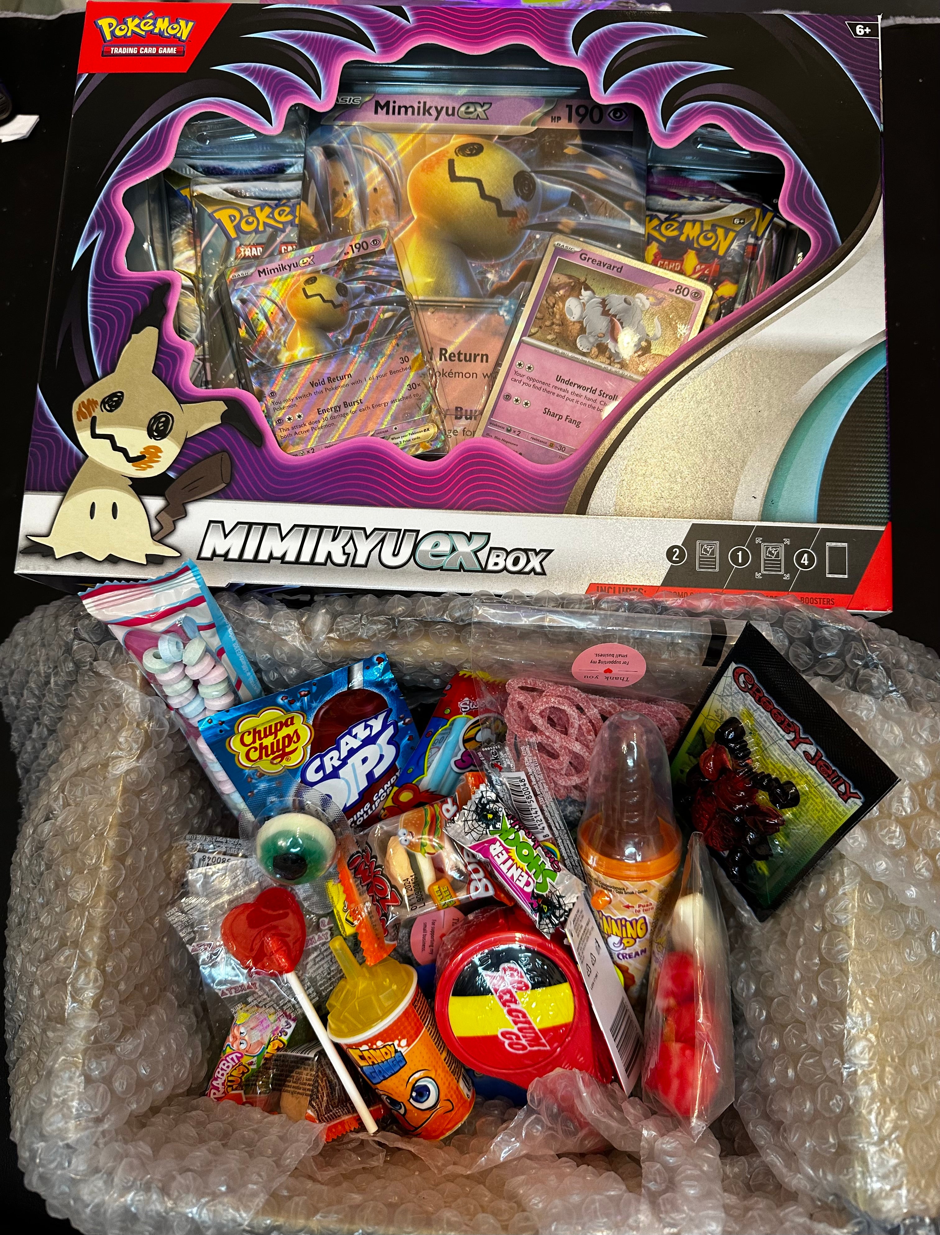 Box Bonbons +Coffret Pokemon Collector